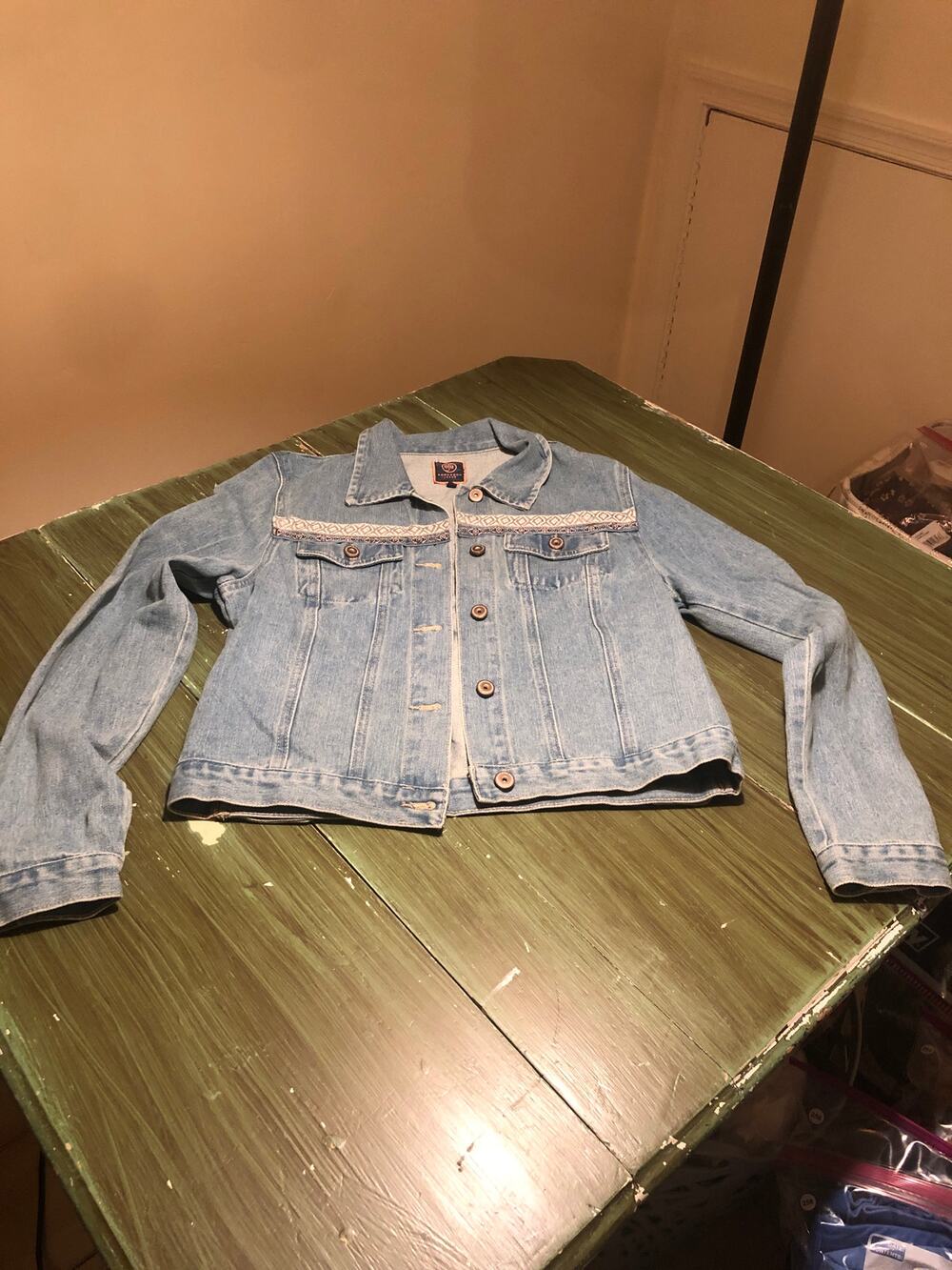 Boom Boom Jeans EUC Women's Embellished Embroidered Boho Denim Jacket Size L